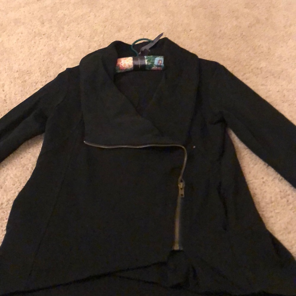 Jacket - Picture 2 of 3